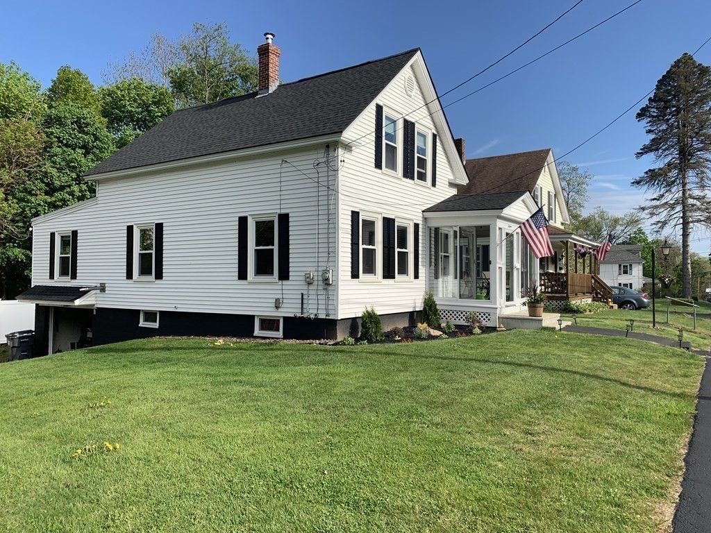 15 Harvard Street Winchendon, MA 01475 - Photo 3 of 42