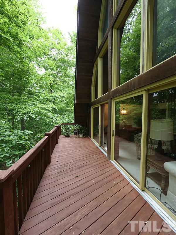 8600 Valley Brook Drive Raleigh, NC 27613 - Photo 3 of 25 a view of balcony and deck