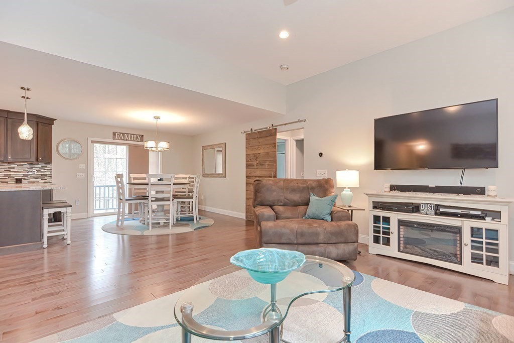 141 Moon Hill Road Northbridge, MA 01534 - Photo 13 of 36