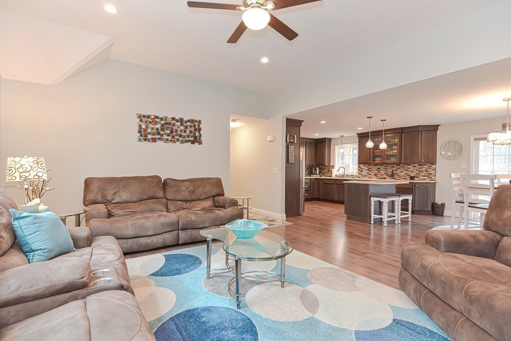 141 Moon Hill Road Northbridge, MA 01534 - Photo 18 of 36