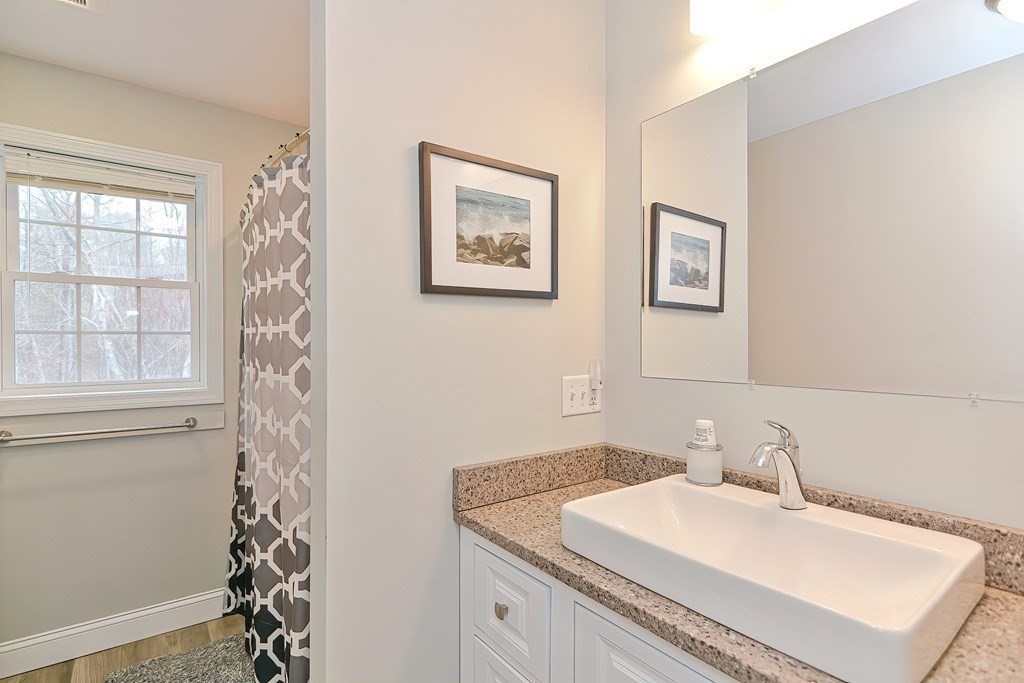 141 Moon Hill Road Northbridge, MA 01534 - Photo 21 of 36