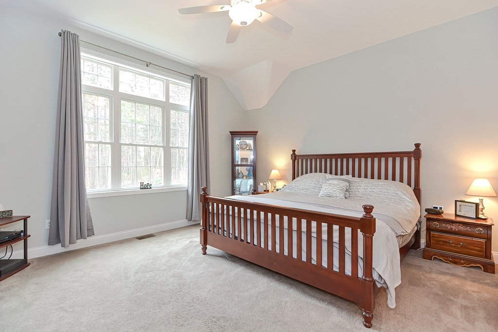 141 Moon Hill Road Northbridge, MA 01534 - Photo 25 of 36