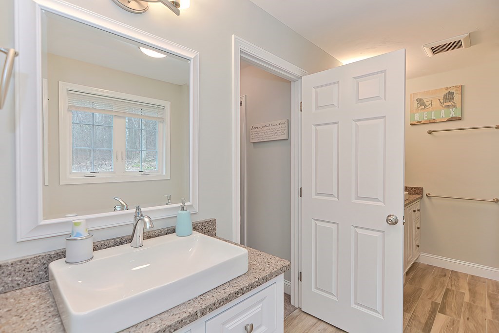141 Moon Hill Road Northbridge, MA 01534 - Photo 29 of 36