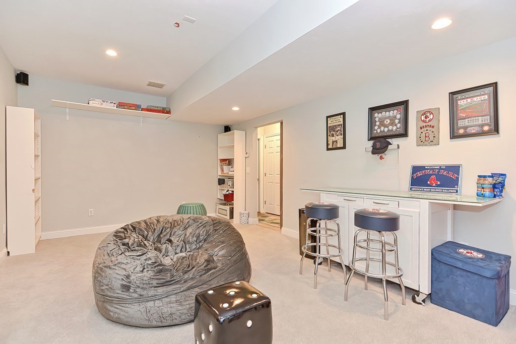 141 Moon Hill Road Northbridge, MA 01534 - Photo 31 of 36