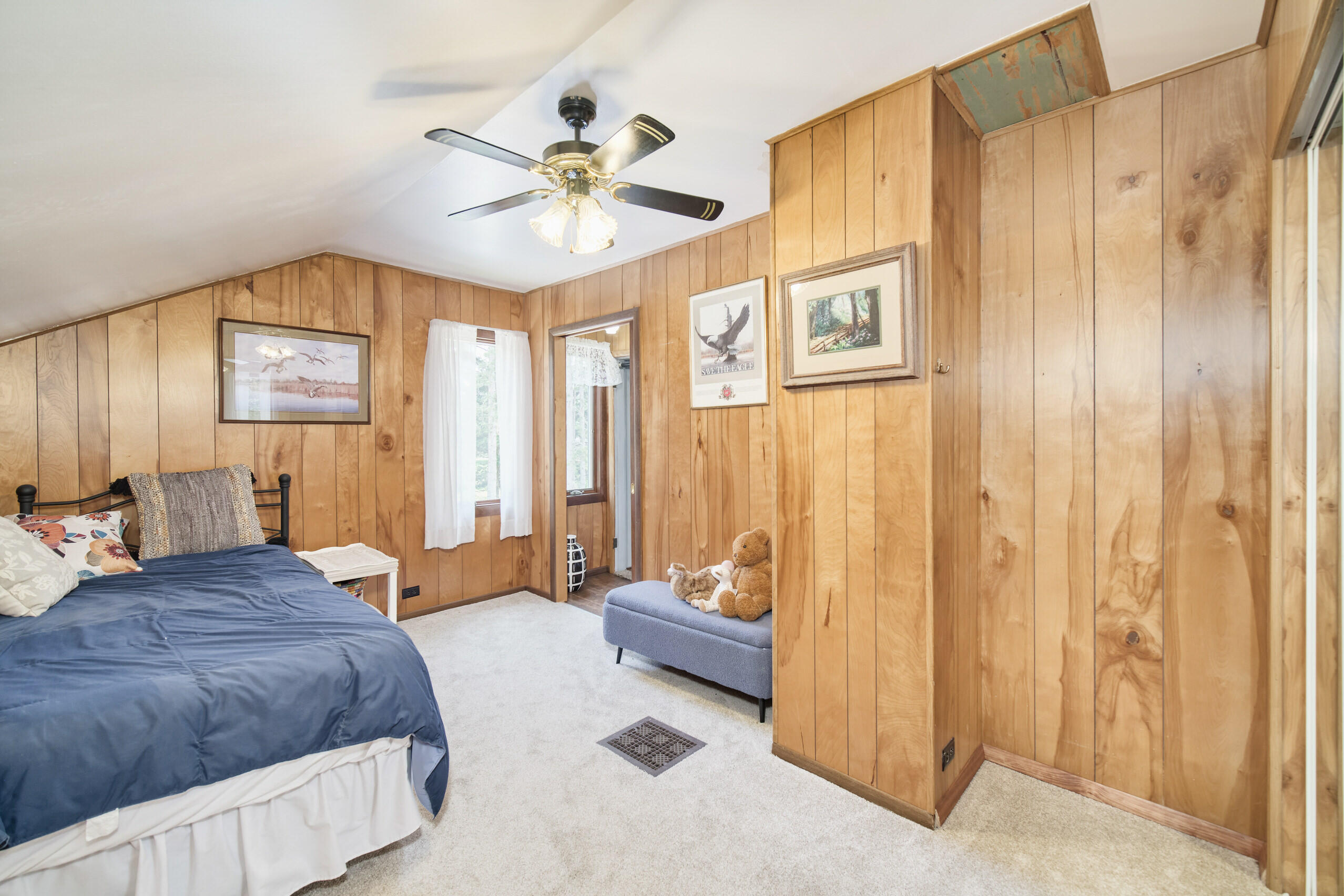 3750 River Road Manistee, MI 49660 - Photo 36 of 60 Bedroom 3 upstairs
