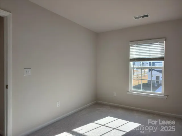 $2,400 | 19002 Direwolf Cove, Charlotte, NC 28278