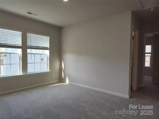 $2,400 | 19002 Direwolf Cove, Charlotte, NC 28278