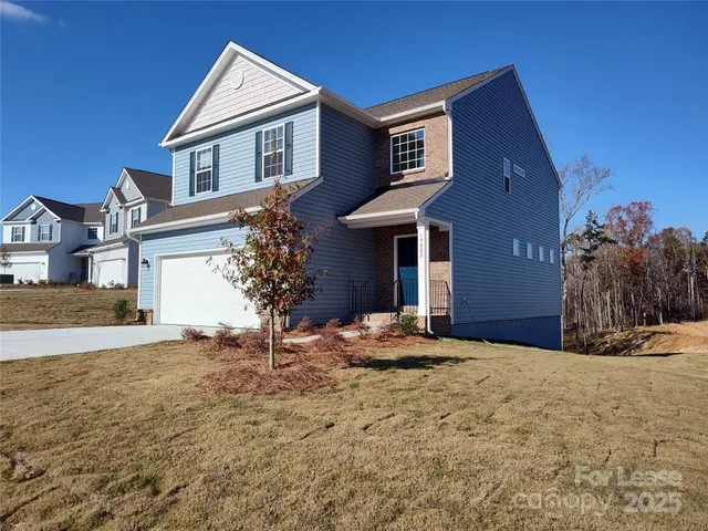 $2,400 | 19002 Direwolf Cove, Charlotte, NC 28278