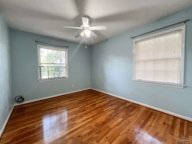 $1,750 | 5325 Lakewood Drive, Milton, FL 32570