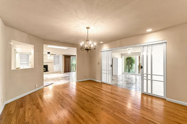 $450,000 | 411 West Vartikian Avenue, Fresno, CA 93704