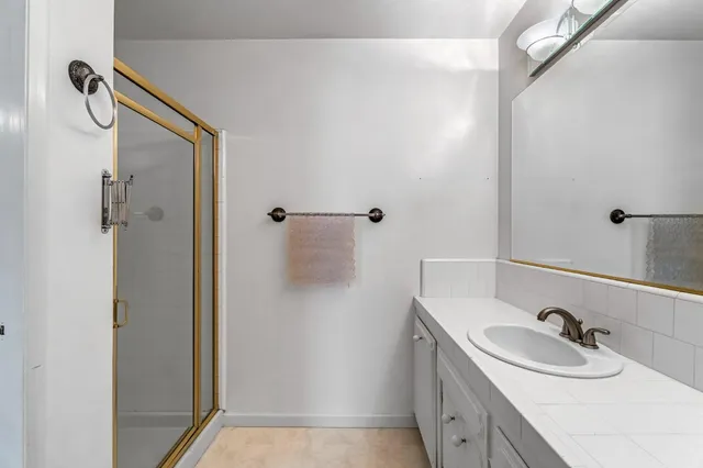 $450,000 | 411 West Vartikian Avenue, Fresno, CA 93704