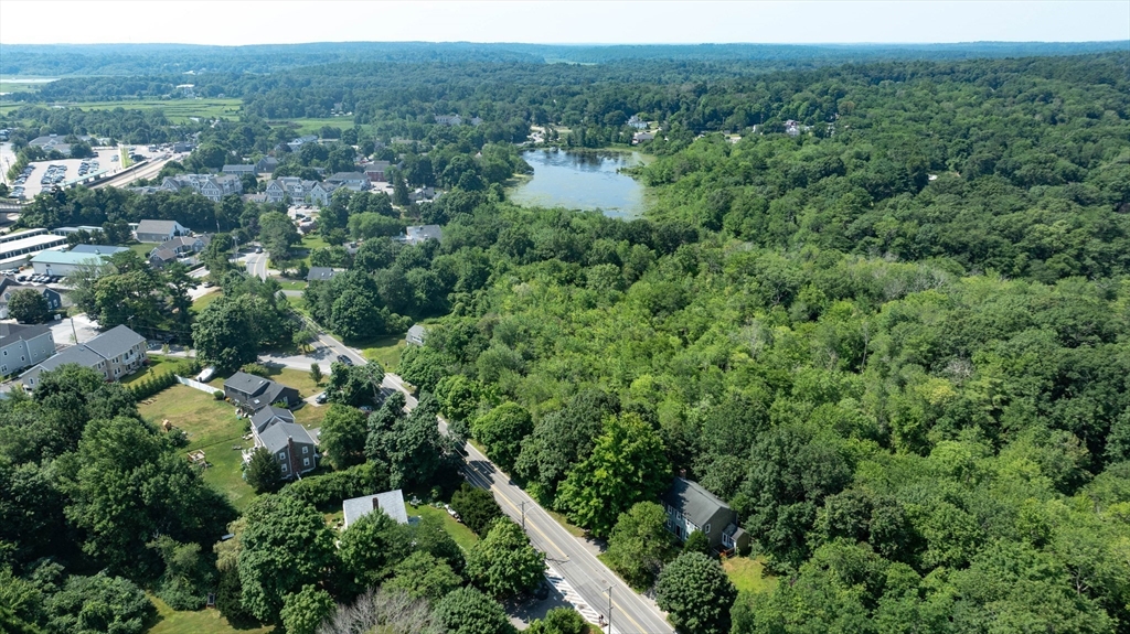 87 Country Way Scituate, MA 02066 - Photo 4 of 27 Gallery Image 4