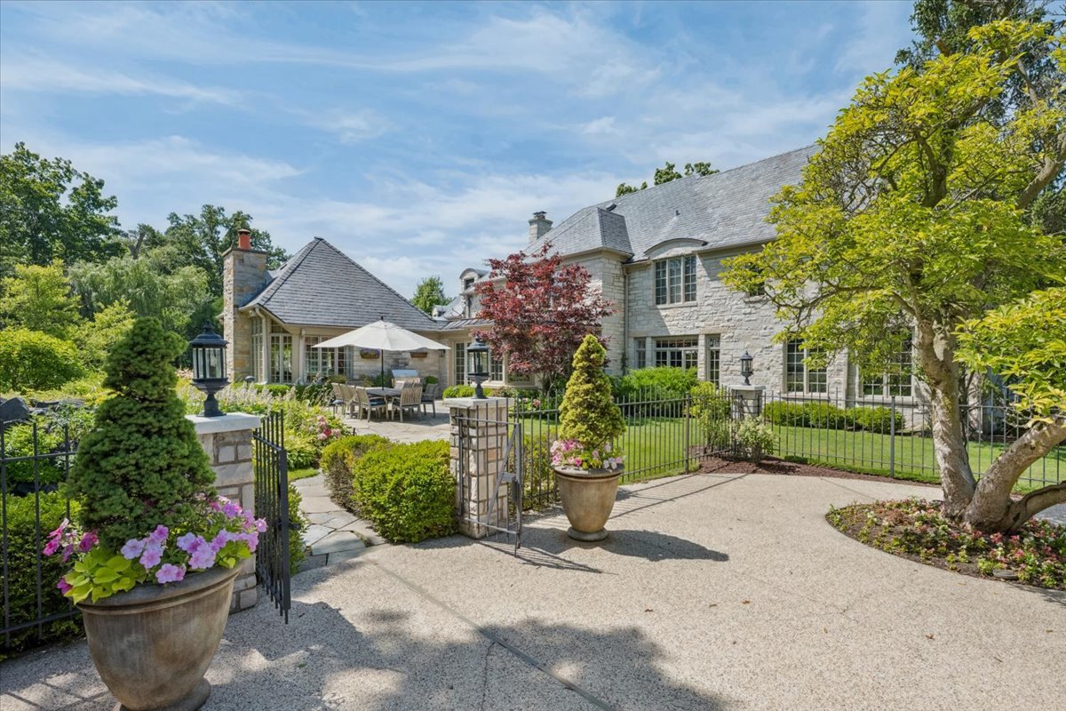 2311 Burr Oak Road Northfield, IL 60093 - Photo 49 of 69