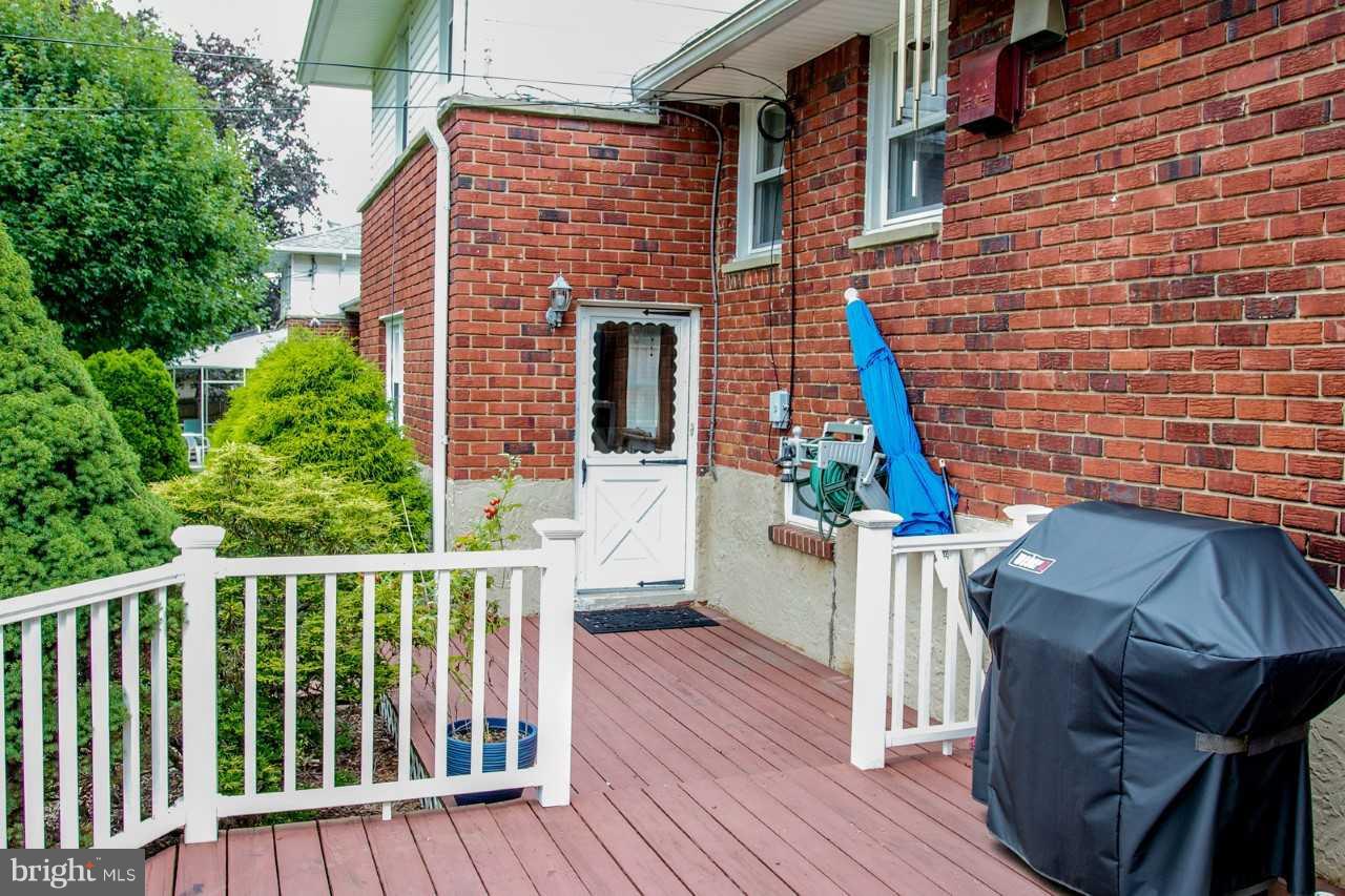 904 Starbit Road Baltimore, MD 21286 - Photo 21 of 26 Deck