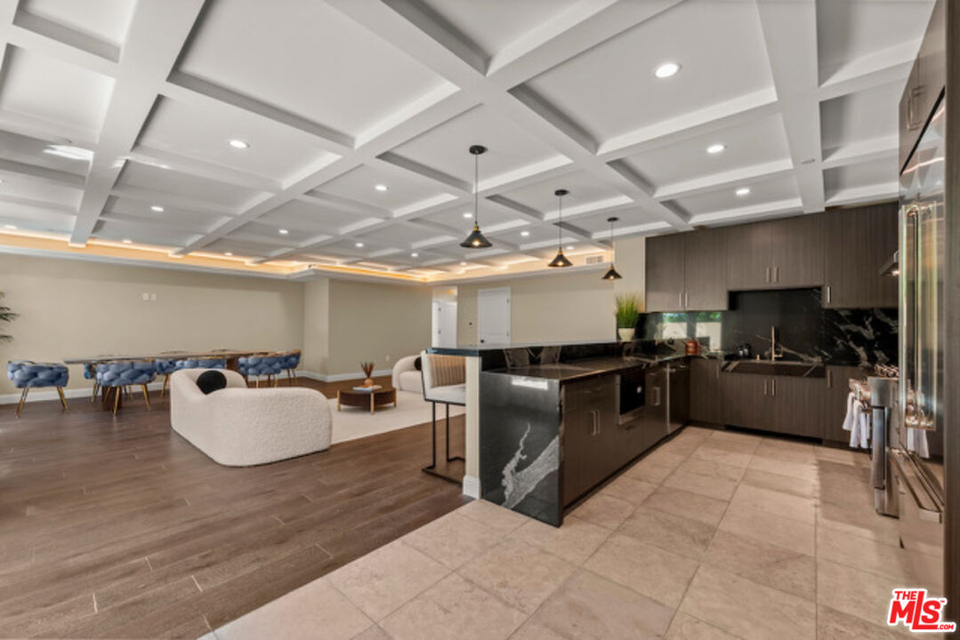 1825 Pandora Avenue, Unit 101 Los Angeles, CA 90025 - Photo 12 of 39