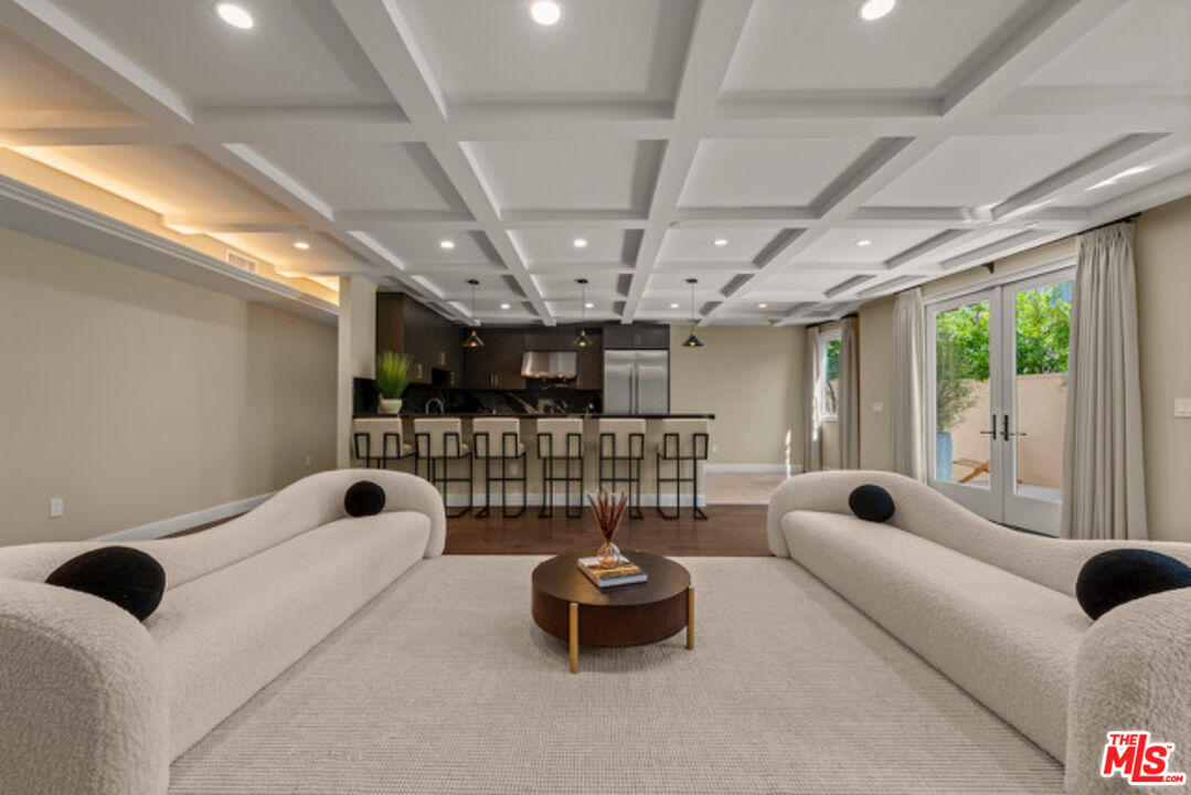 1825 Pandora Avenue, Unit 101 Los Angeles, CA 90025 - Photo 13 of 39