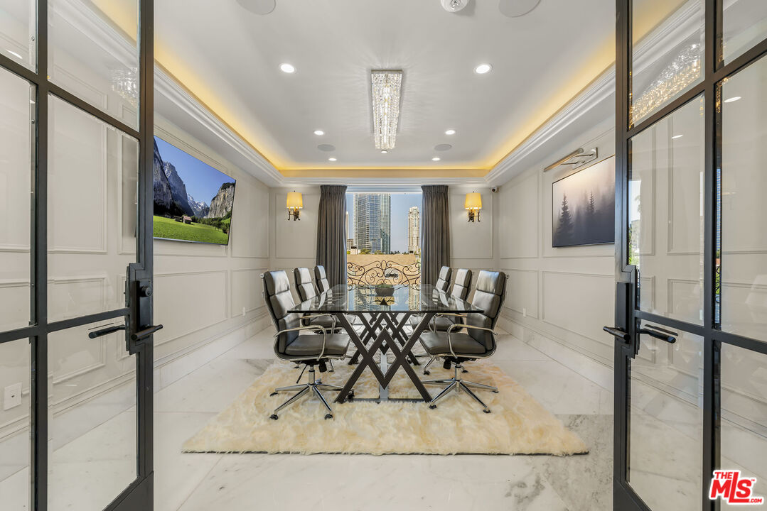 1825 Pandora Avenue, Unit 101 Los Angeles, CA 90025 - Photo 27 of 39