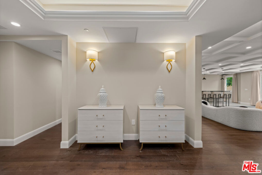 1825 Pandora Avenue, Unit 101 Los Angeles, CA 90025 - Photo 7 of 39