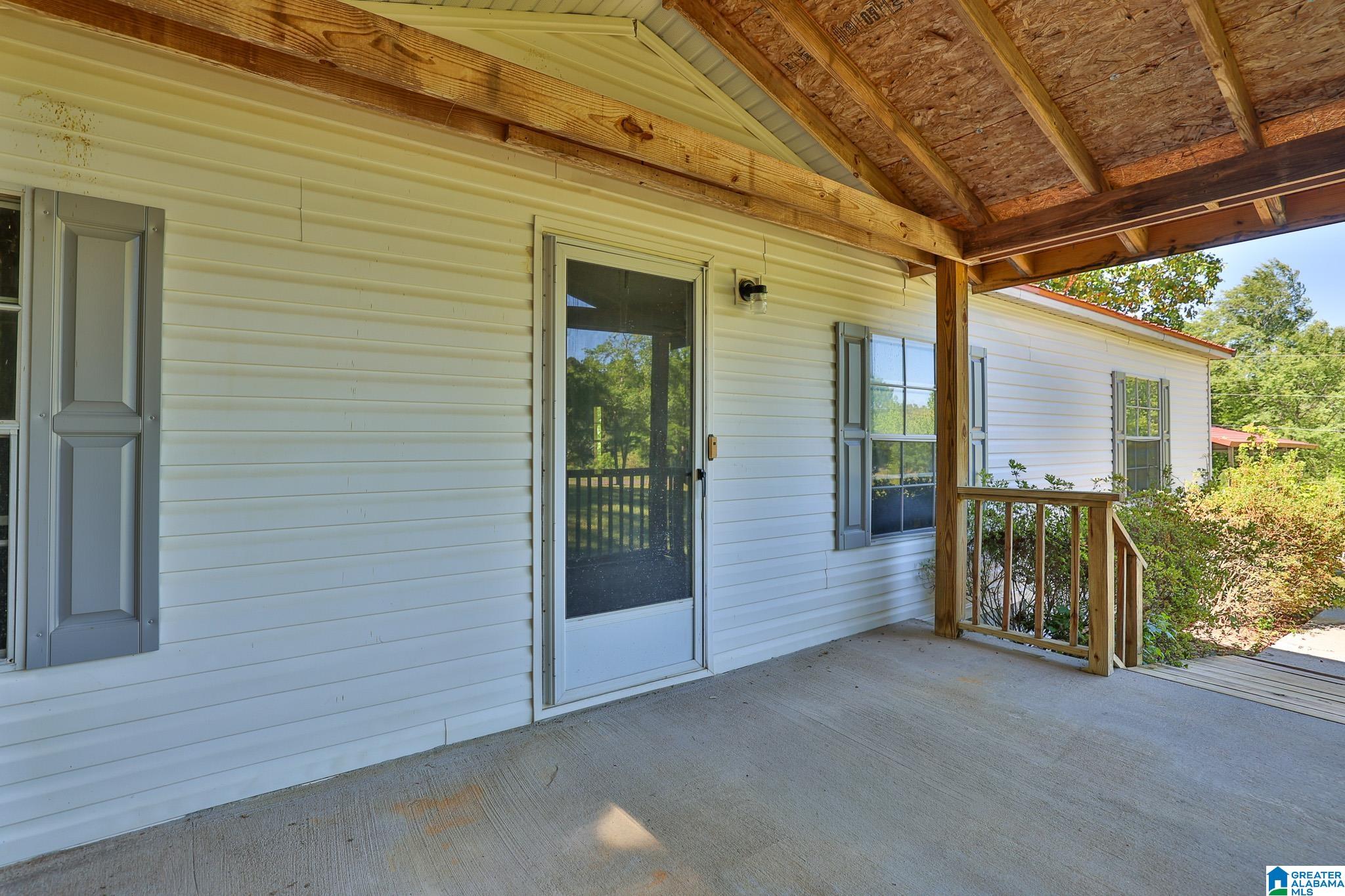 242 Deerfield Road Pell City, AL 35125 - Photo 5 of 41
