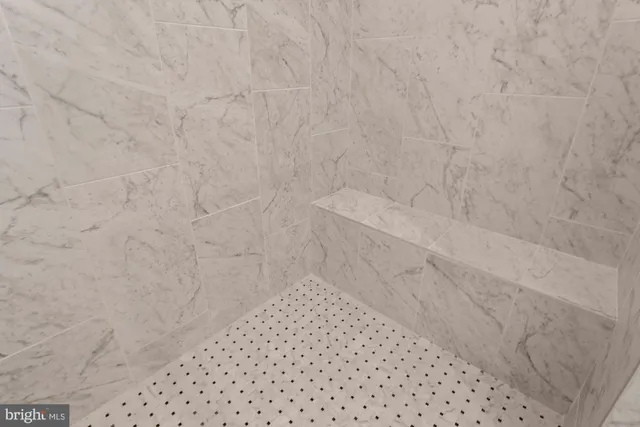 $7,500 | 203 Montgomery Street, Alexandria, VA 22314