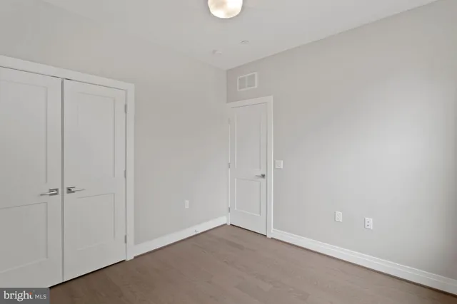 $7,500 | 203 Montgomery Street, Alexandria, VA 22314