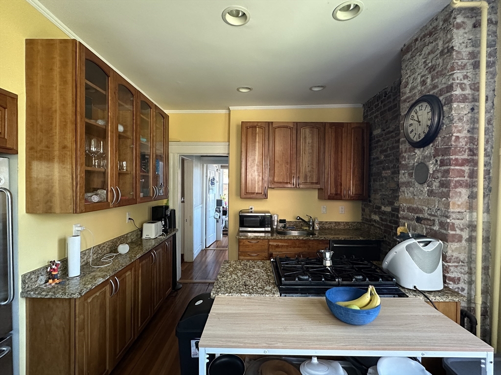 64 Chestnut Street, Unit 2 Boston, MA 02129 - Photo 3 of 28