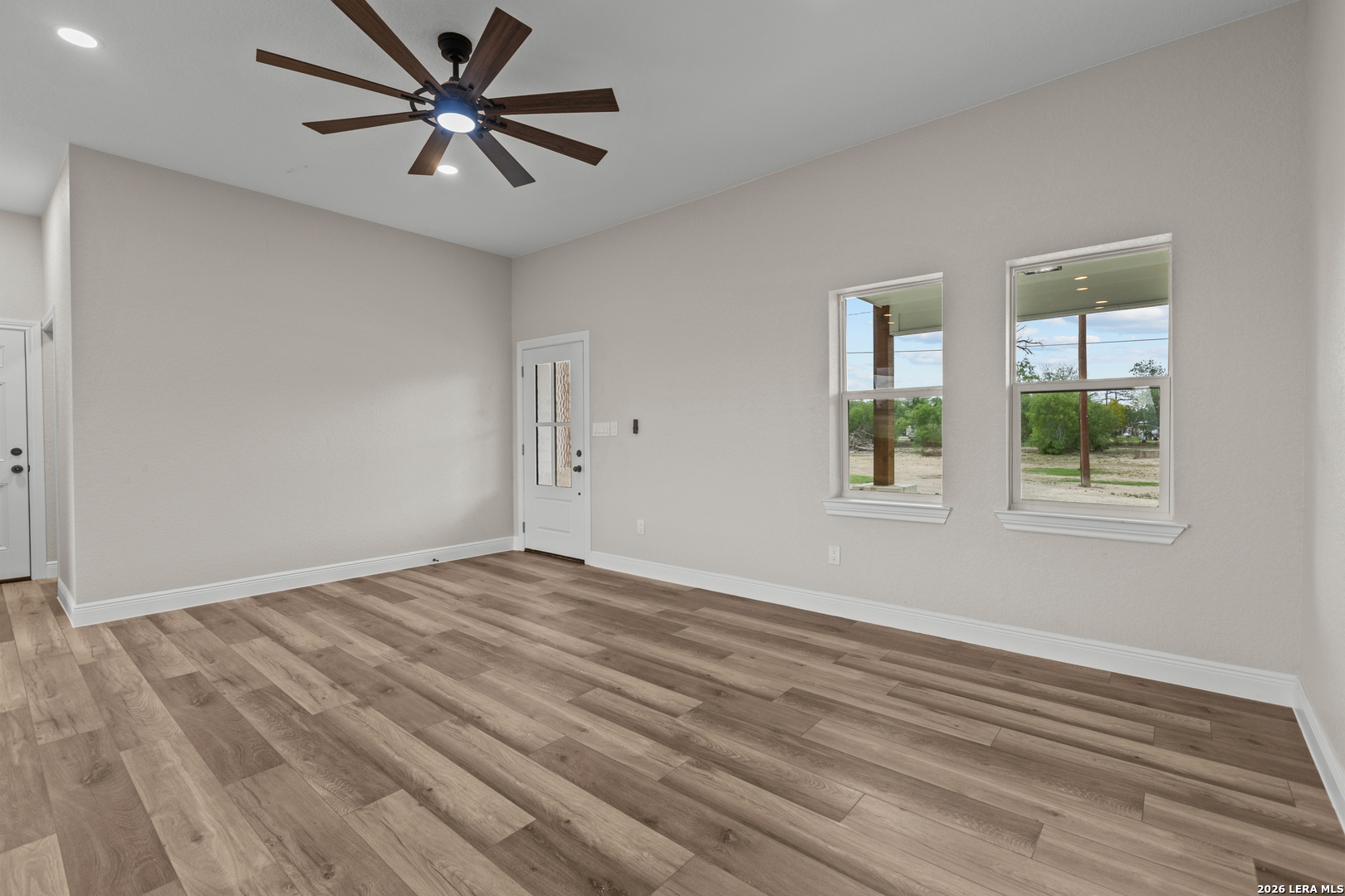 13515 Quintana Road Von Ormy, TX 78073 - Photo 6 of 26