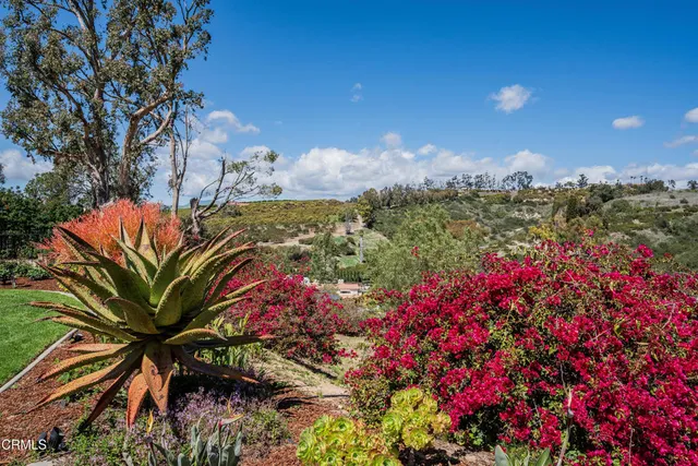 $1,880,000 | 6065 Cielo Vista Court, Camarillo, CA 93012