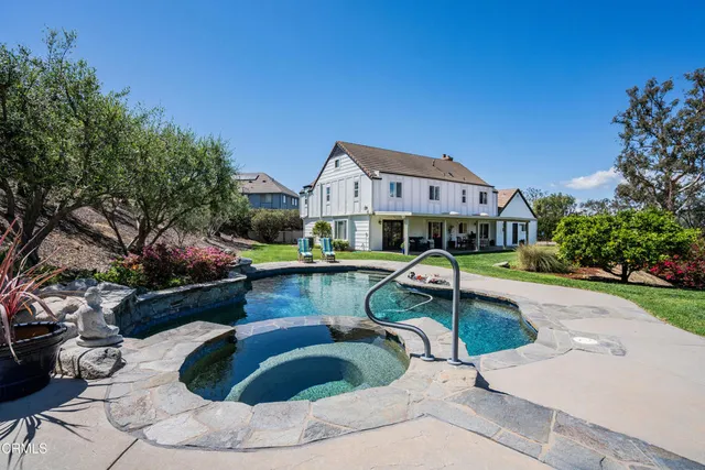 $1,880,000 | 6065 Cielo Vista Court, Camarillo, CA 93012