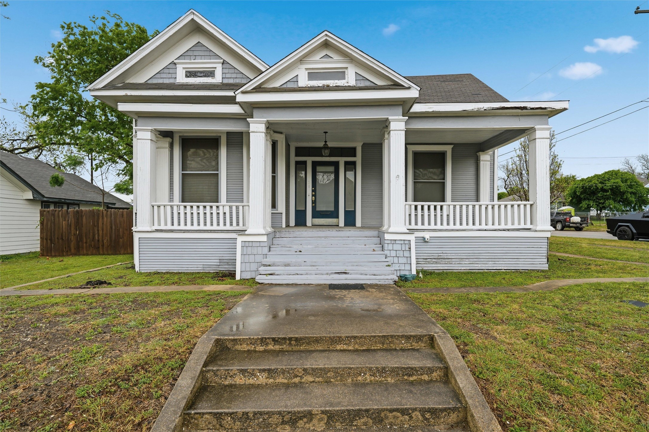 803 North 3rd Street Temple, TX 76501 - Photo 1 of 22 a front view of a house with a yard