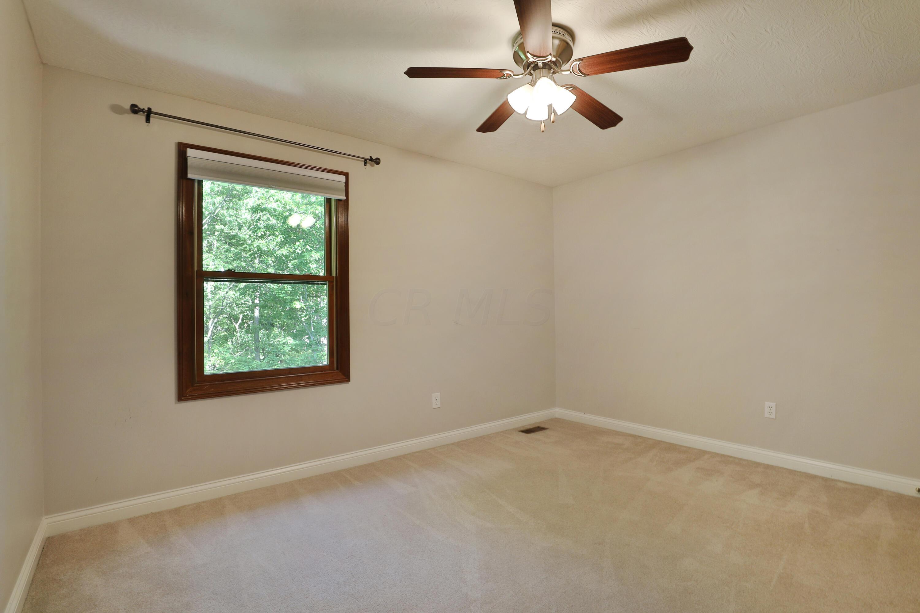 8133 Flint Road Columbus, OH 43235 - Photo 28 of 72 Bedroom 3