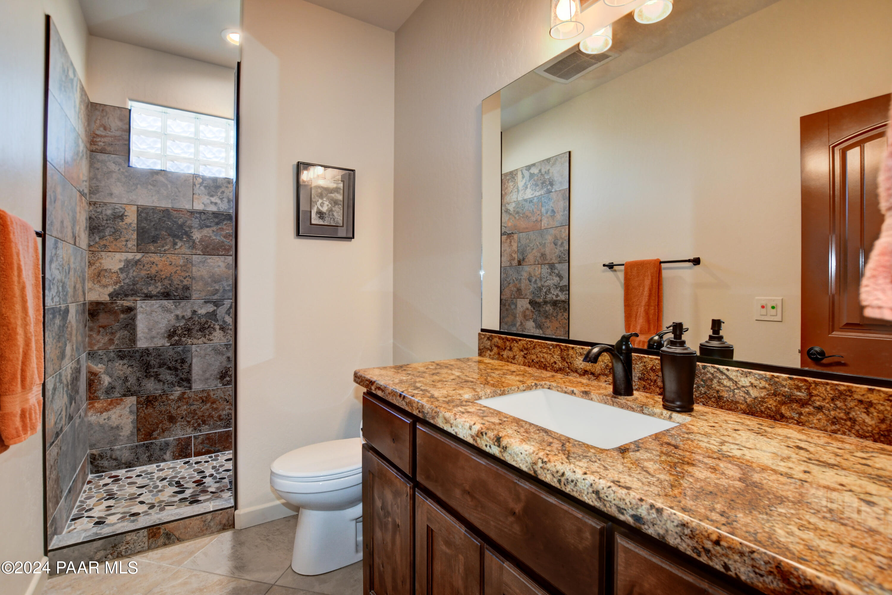 7601 West Rambling Road Prescott, AZ 86305 - Photo 24 of 59 Guest Bathroom 1