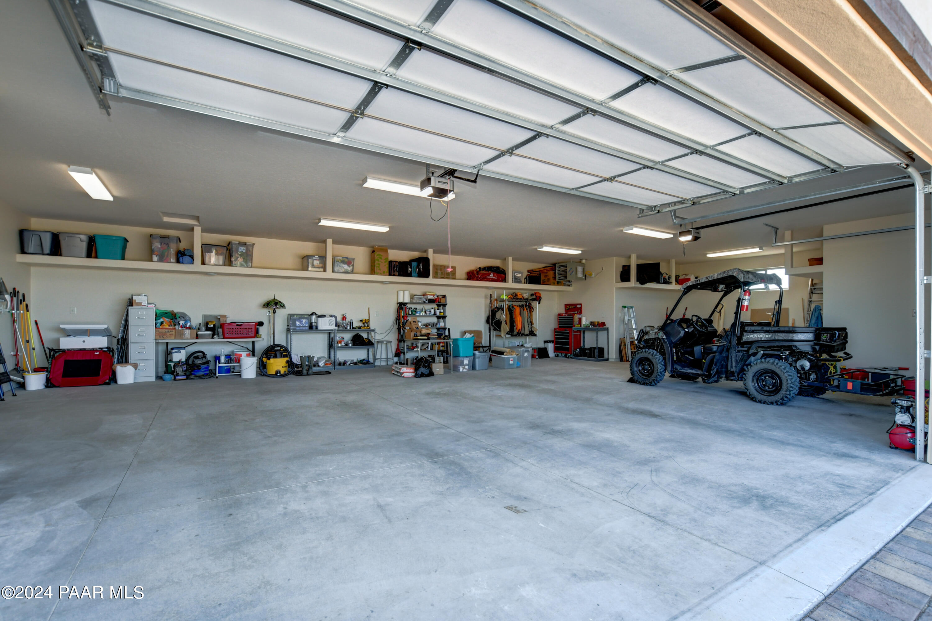 7601 West Rambling Road Prescott, AZ 86305 - Photo 30 of 59 Garage 2