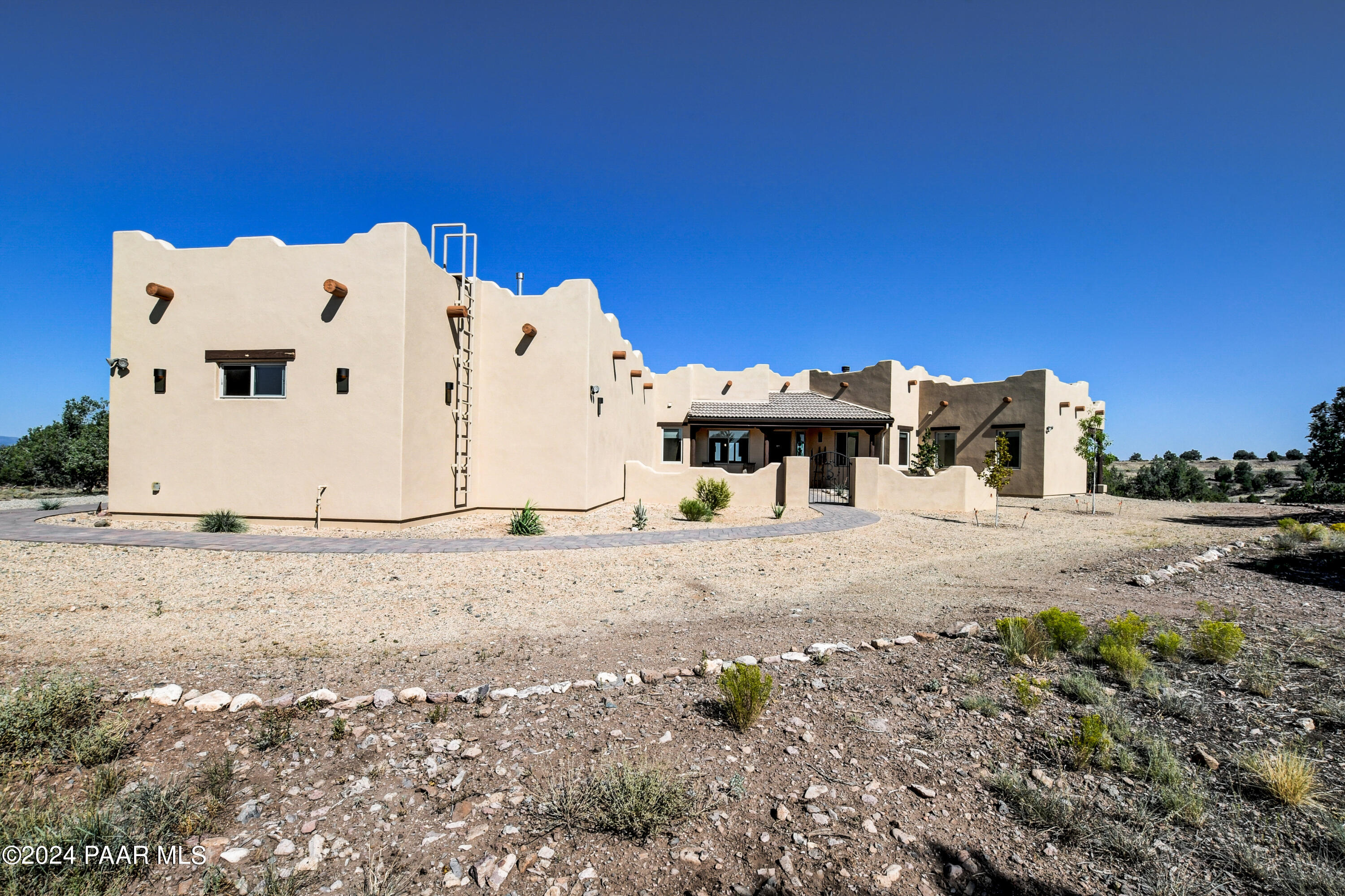 7601 West Rambling Road Prescott, AZ 86305 - Photo 34 of 59 A Front View 4