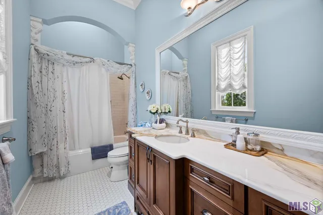 $1,870,000 | 279 Ashburn Drive, Schriever, LA 70395