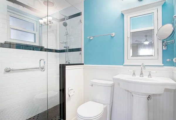 $469,999 | 2315 Northeast 19th Court, Jensen Beach, FL 34957