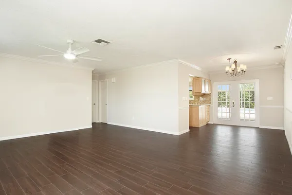 $469,999 | 2315 Northeast 19th Court, Jensen Beach, FL 34957