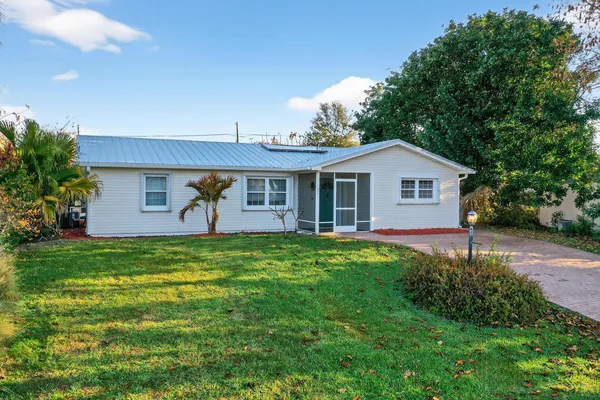 $469,999 | 2315 Northeast 19th Court, Jensen Beach, FL 34957