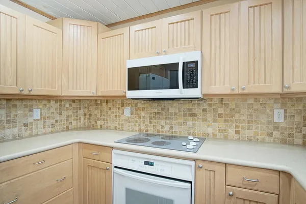 $469,999 | 2315 Northeast 19th Court, Jensen Beach, FL 34957