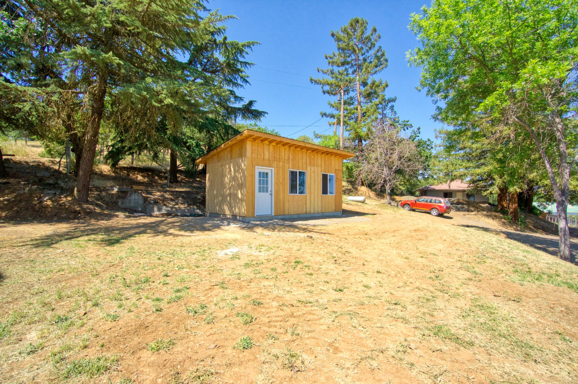 665-667 South Stage Road Medford, OR 97501 - Photo 26 of 70 665 S Stage Road Medford - 8