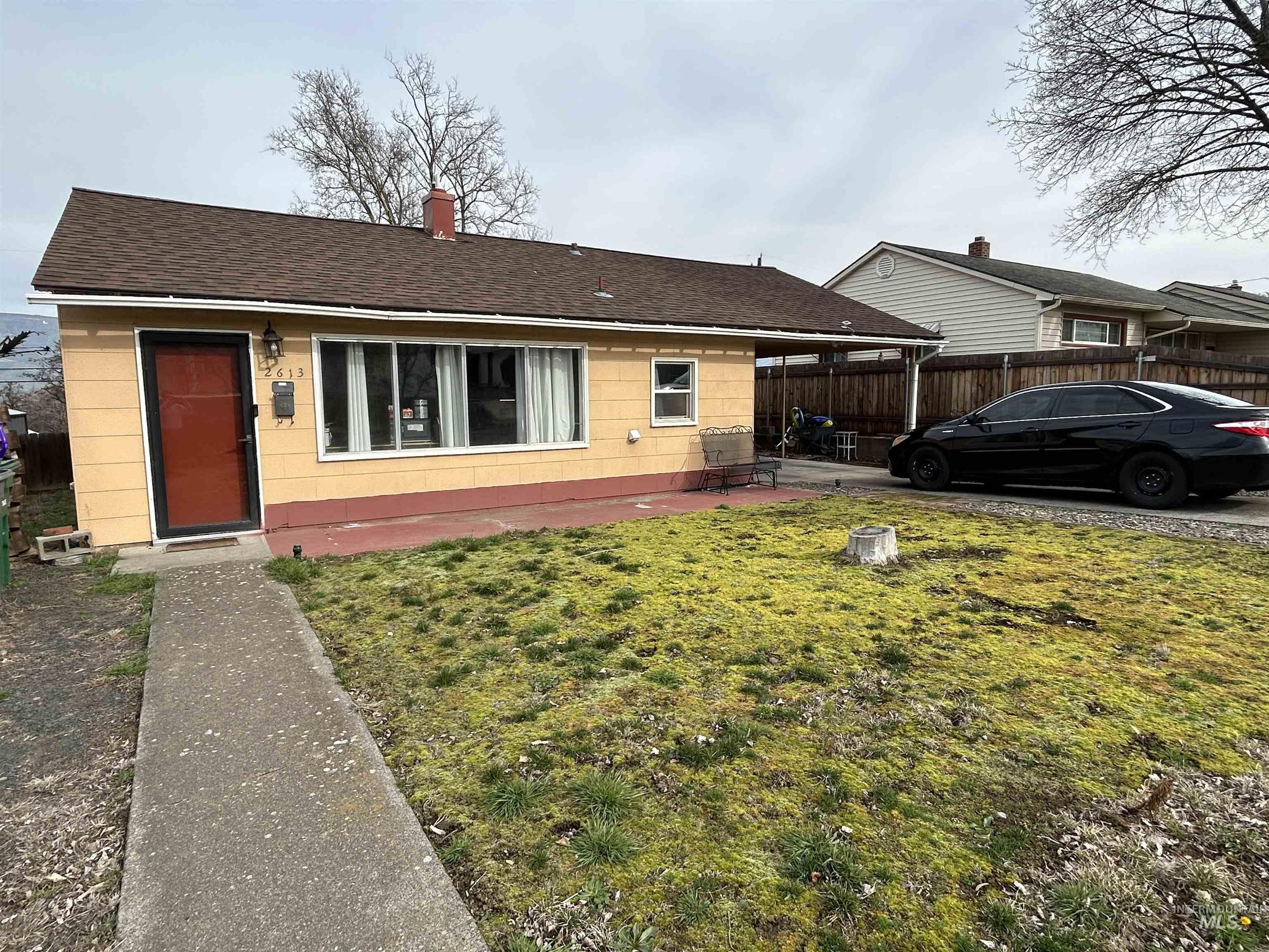 2613 9th Avenue Lewiston, ID 83501 - Photo 2 of 26