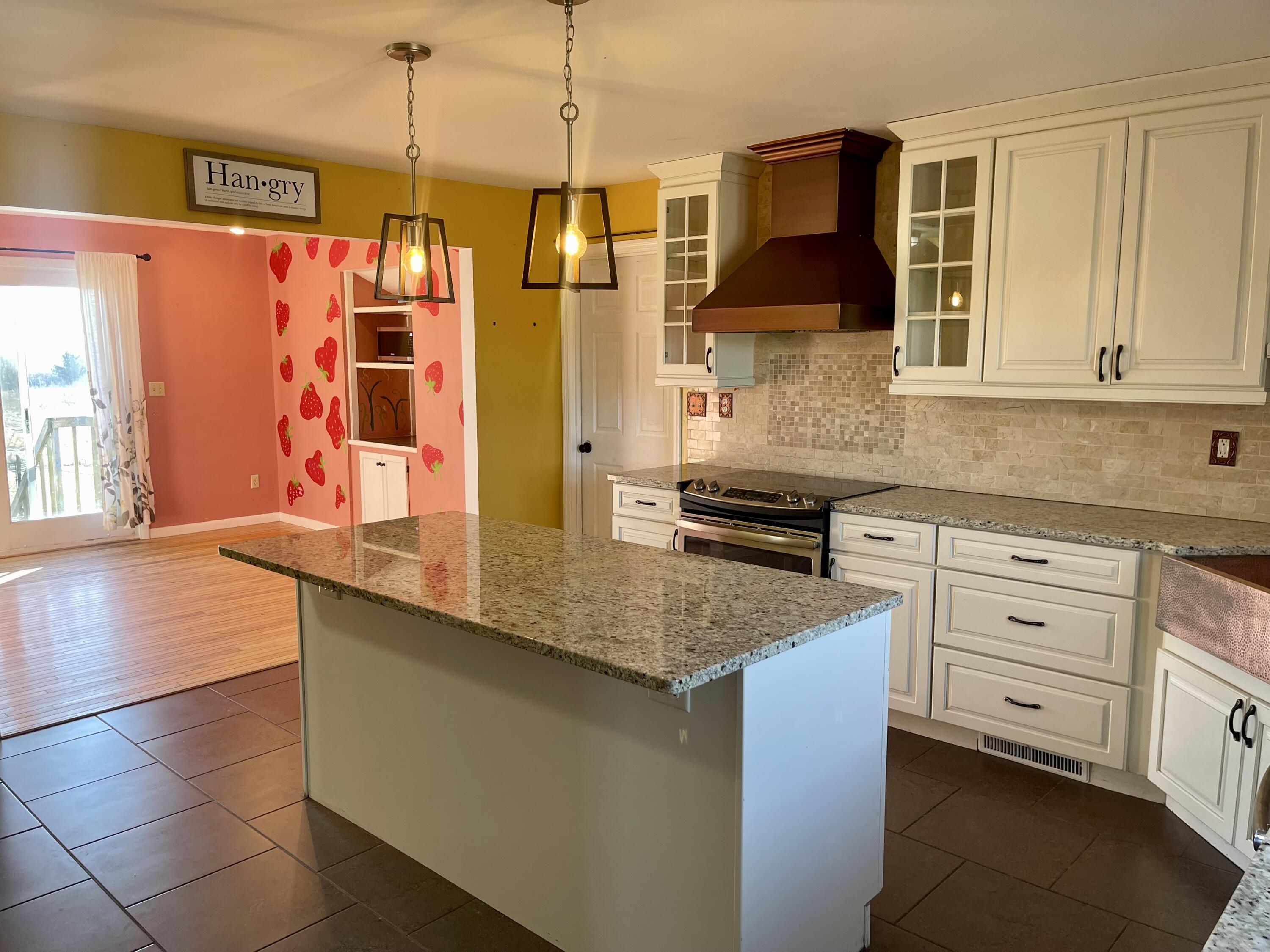 592 Stetson Road Chazy, NY 12921 - Photo 9 of 27 Gallery Image 9