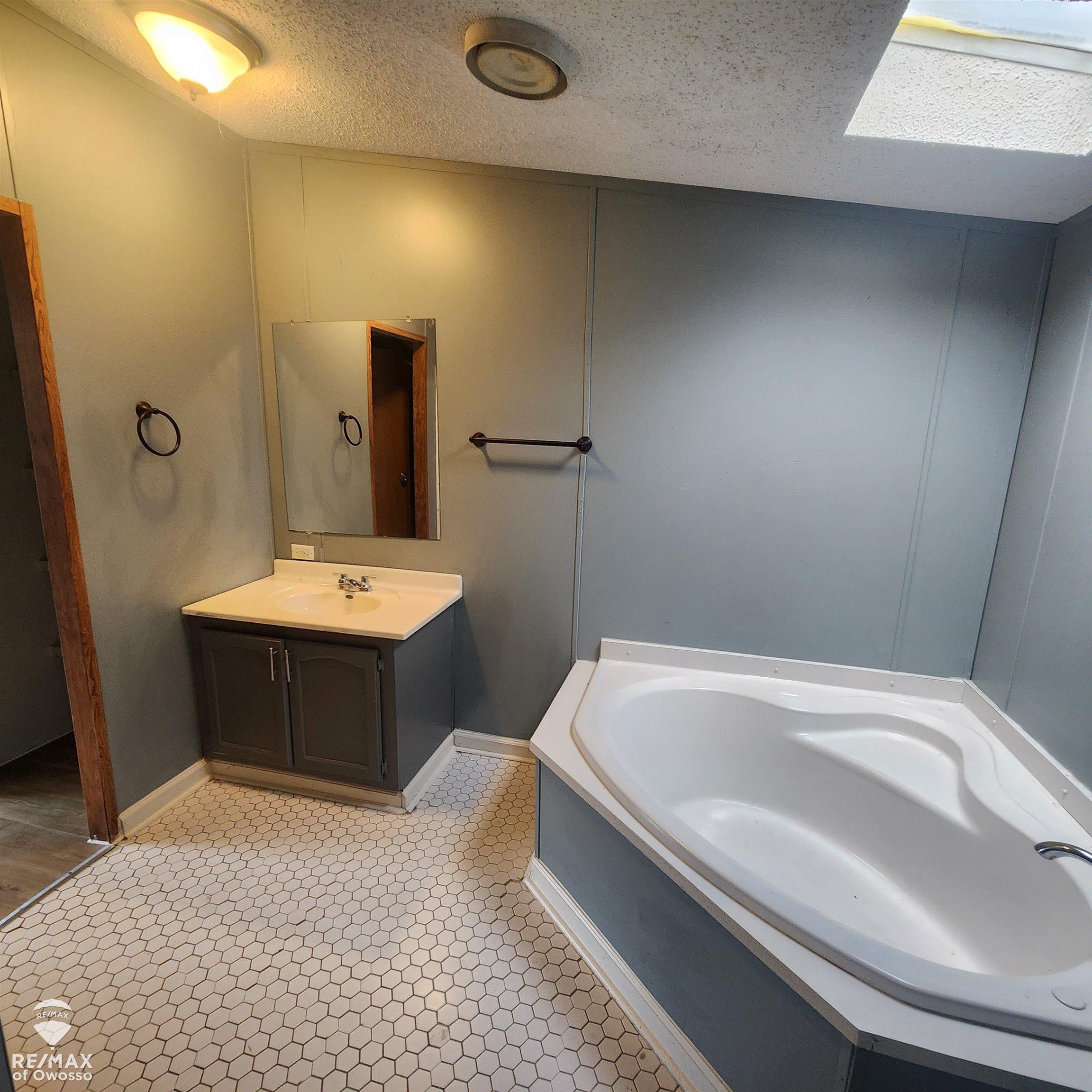 7033 East Mt Morris Road Mount Morris, MI 48458 - Photo 11 of 22 Gallery Image 11