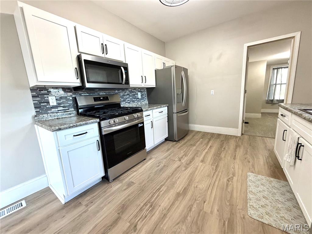 418 West 3rd Street O'Fallon, IL 62269 - Photo 3 of 17