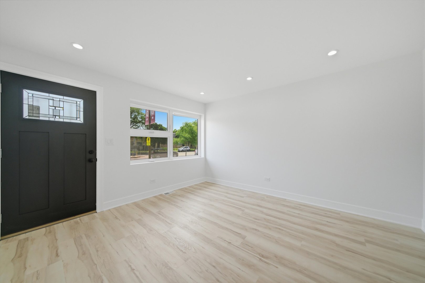 1034 West 87th Street, Unit B Chicago, IL 60620 - Photo 4 of 22