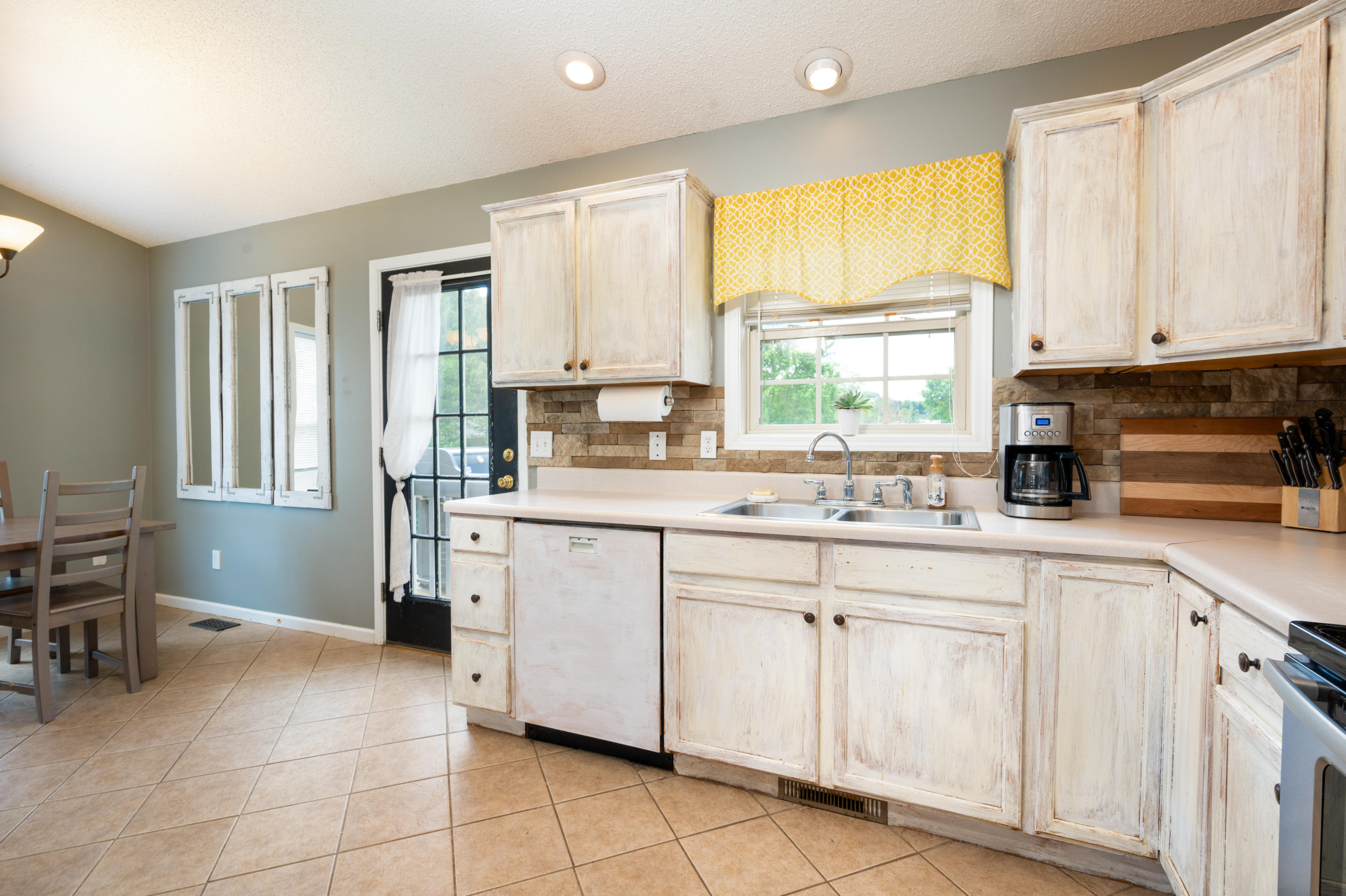 30 Maple Ridge Court Jonesborough, TN 37659 - Photo 12 of 77 Maple Ridge-11