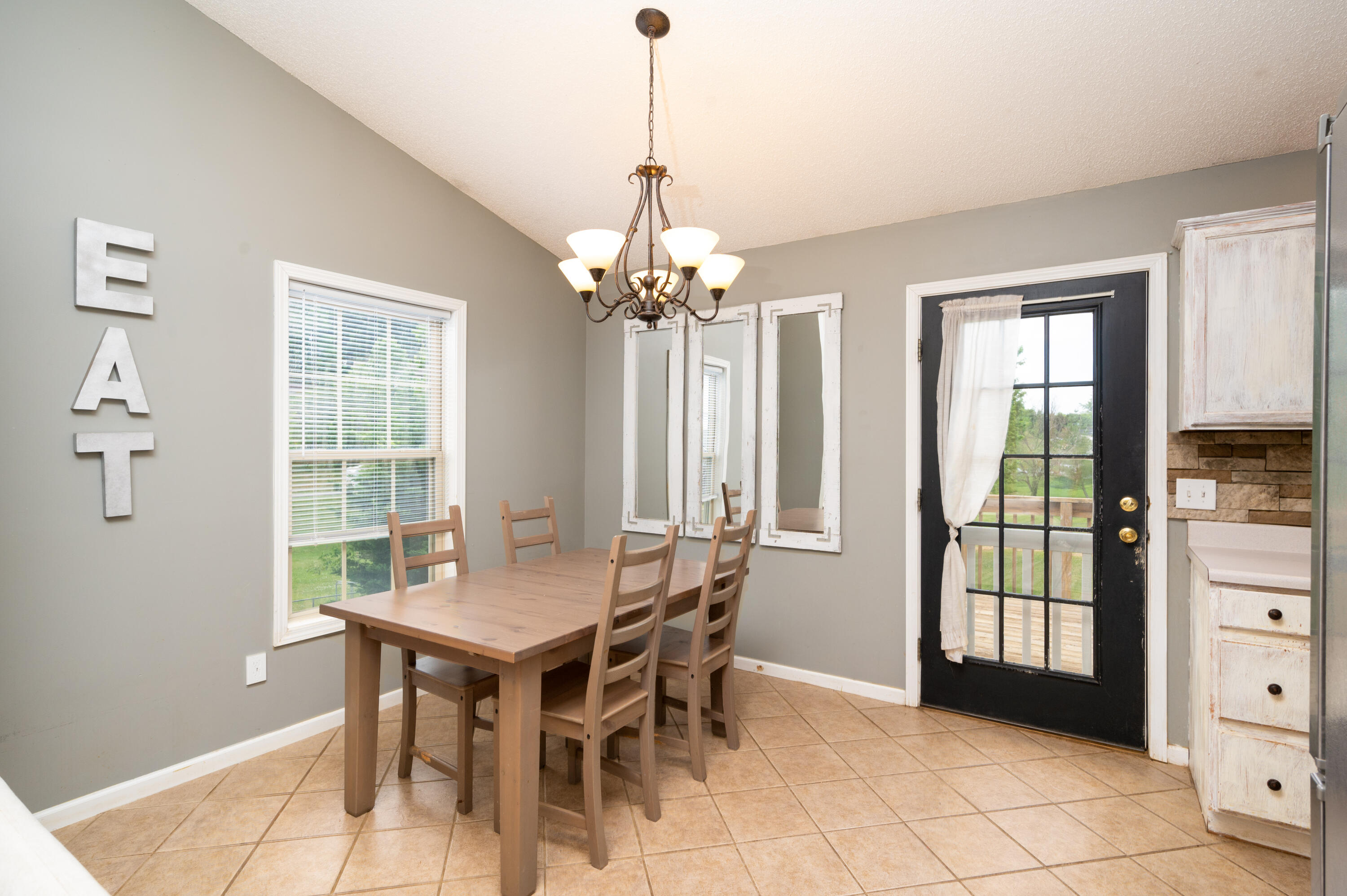30 Maple Ridge Court Jonesborough, TN 37659 - Photo 8 of 77 Maple Ridge-7