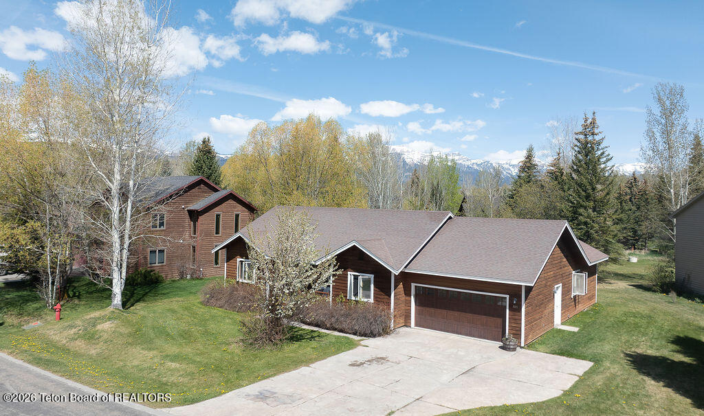 865 Seneca Lane Jackson, WY 83001 - Photo 32 of 35 Exterior Photo II