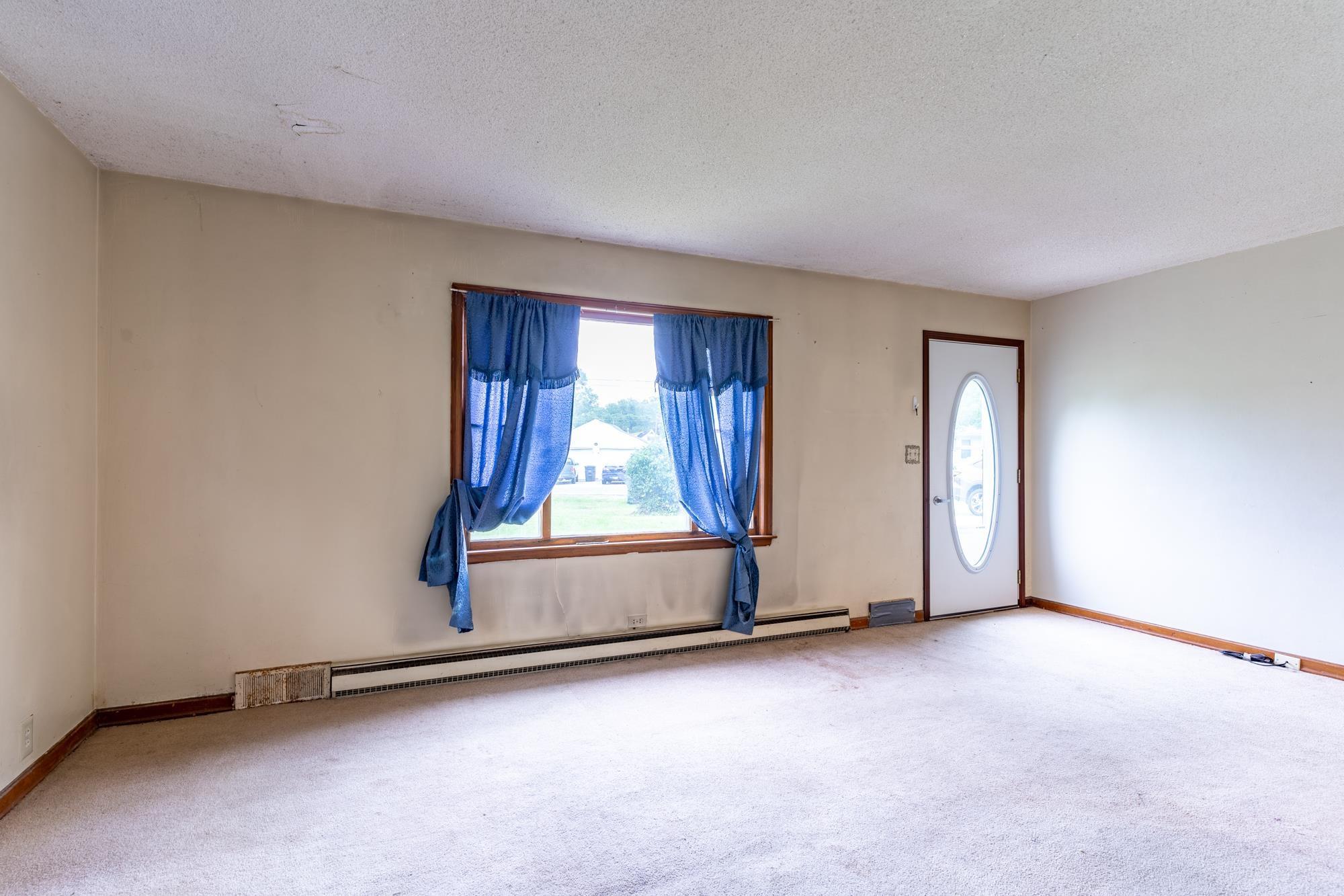2616 Sand Point Road Fort Wayne, IN 46809 - Photo 4 of 23