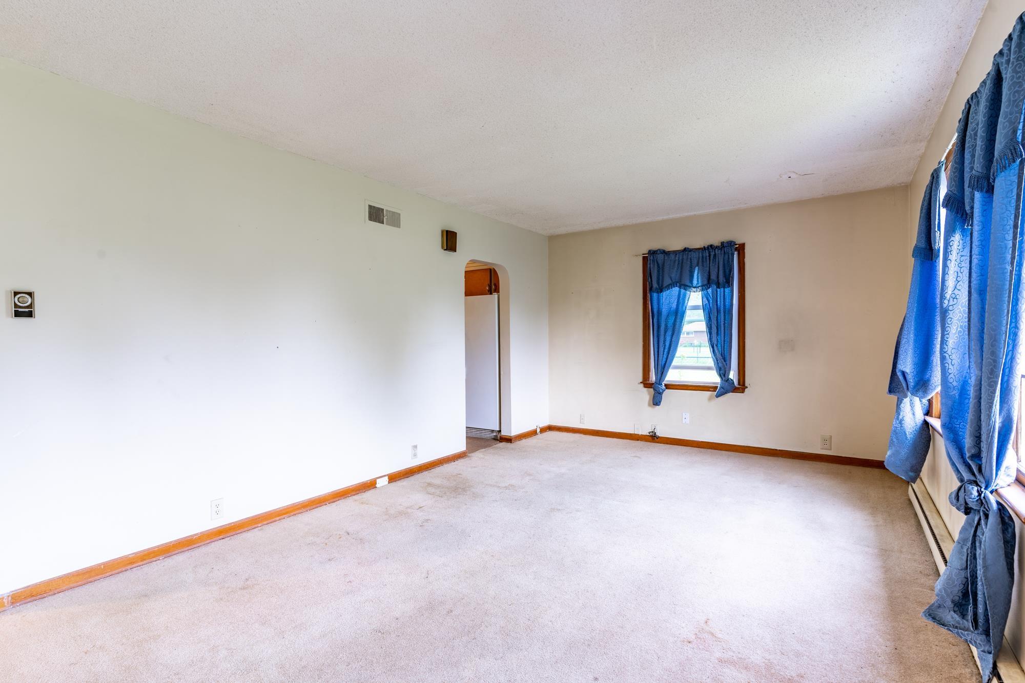 2616 Sand Point Road Fort Wayne, IN 46809 - Photo 5 of 23